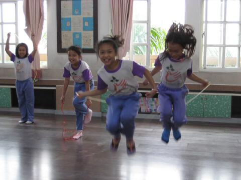 rope skipping01.JPG